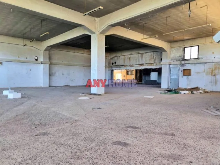 Βιοτεχνικοί / Βιομηχανικοί χώροι 1650τ.μ.  - 5