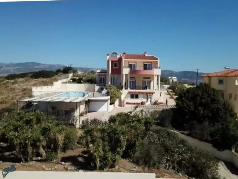 Detached house 380m²  - 3