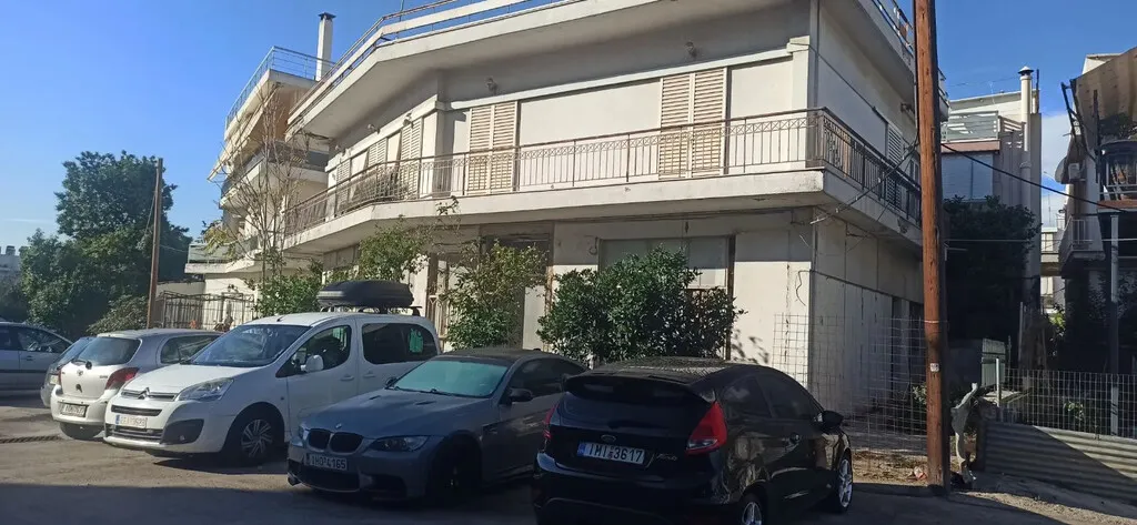 Αυτόνομο κτήριο κατοικιών 220τ.μ.  - 3