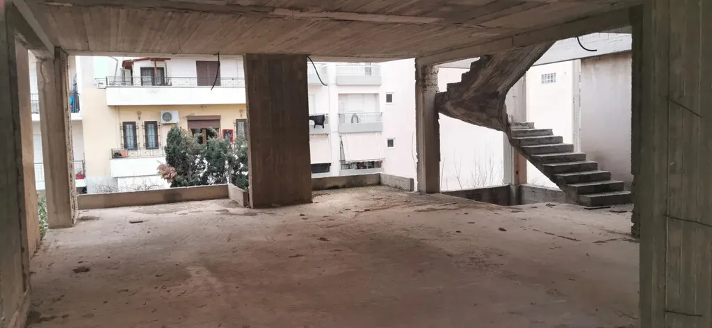 Αυτόνομο κτήριο κατοικιών 472τ.μ.  - 5
