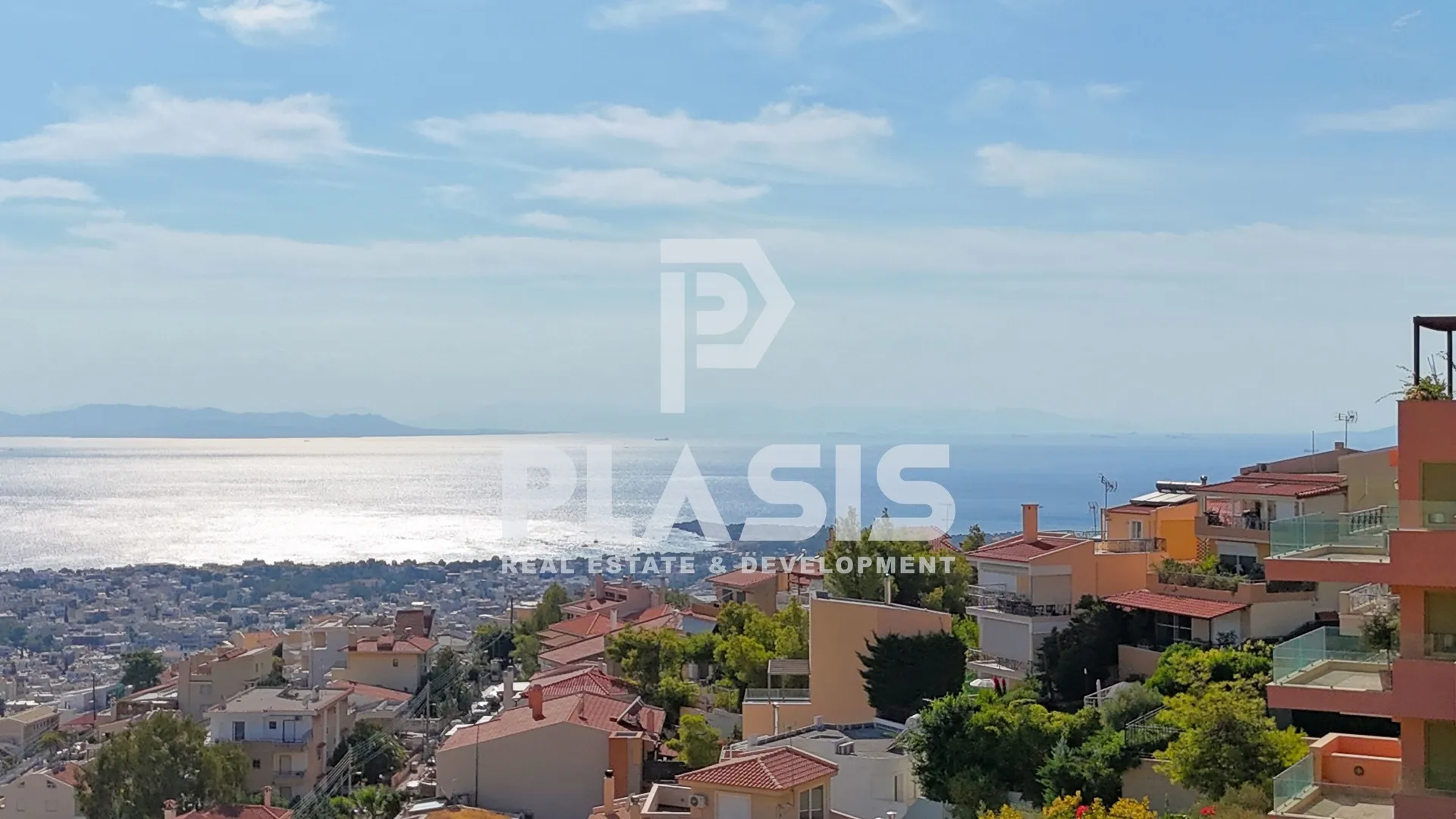 Plot 597m²  - 2