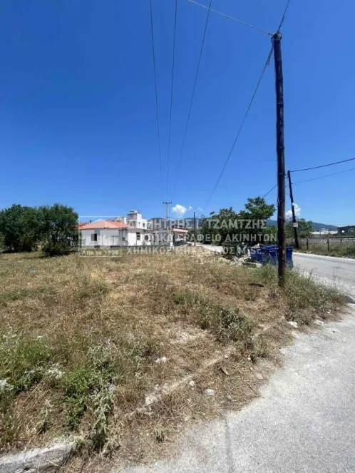 Οικόπεδο 800τ.μ.  - 2