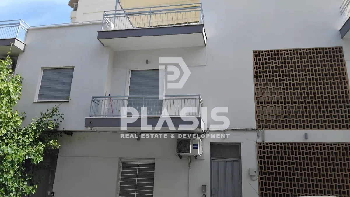 Standalone residential building 275m²  - 2