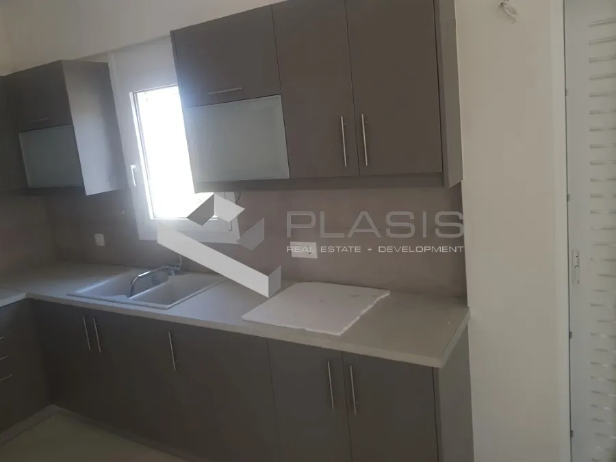 Μεζονέτα 220τ.μ.  - 4