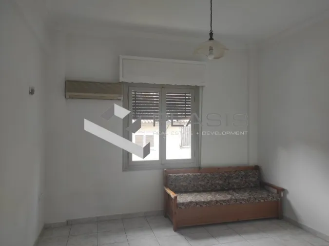 Standalone residential building 180m²  - 4
