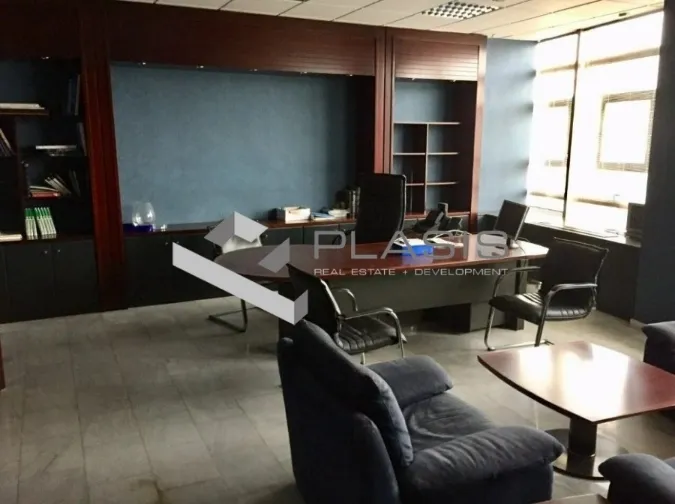Αυτόνομο κτήριο γραφείων 2640τ.μ.  - 2