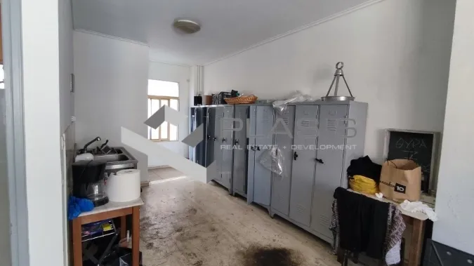 Αυτόνομο κτήριο γραφείων 320τ.μ.  - 3