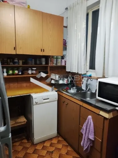 Standalone residential building 187m²  - 3