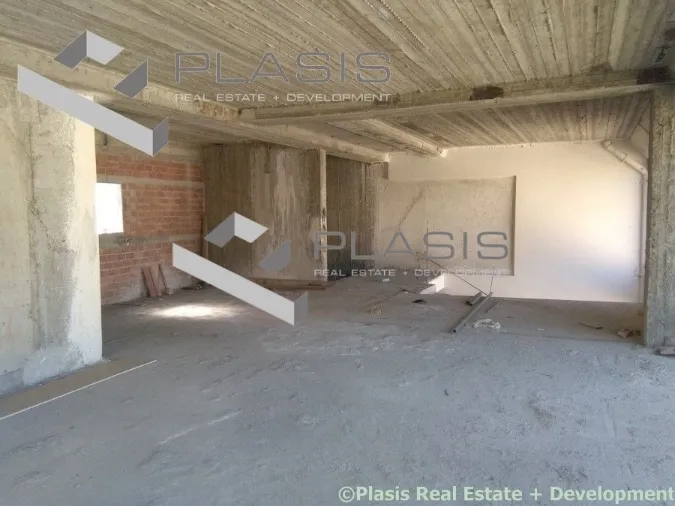 Standalone residential building 2700m²  - 5