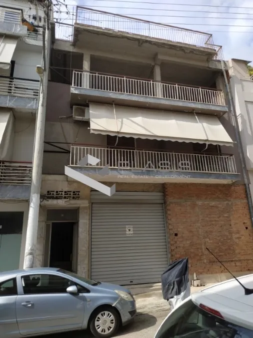 Standalone residential building 217m²  - 2