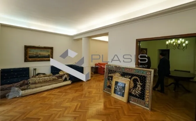 Διαμέρισμα 190τ.μ.  - 3