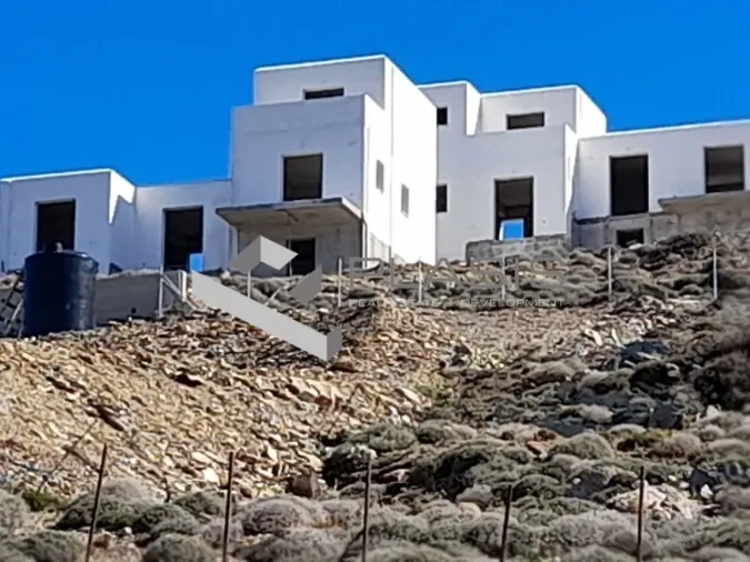 Αυτόνομο κτήριο κατοικιών 300τ.μ.  - 3