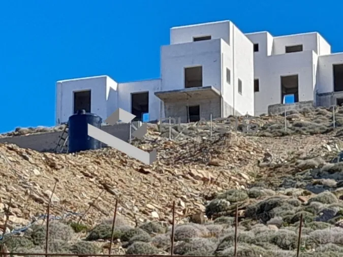 Αυτόνομο κτήριο κατοικιών 300τ.μ.  - 4