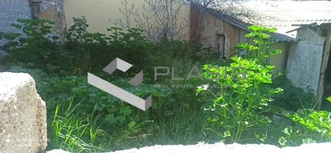 Οικόπεδο 240τ.μ.  - 3