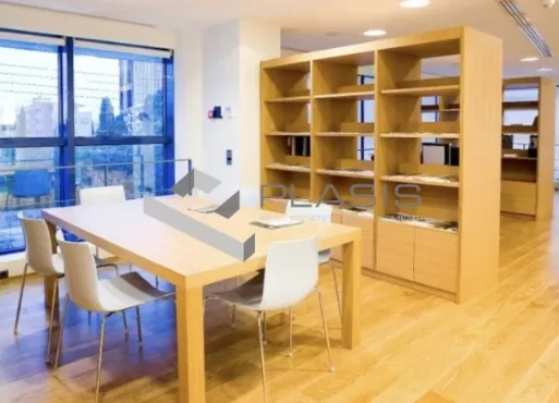 Office 640m²  - 4