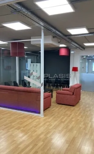 Office 560m²  - 4