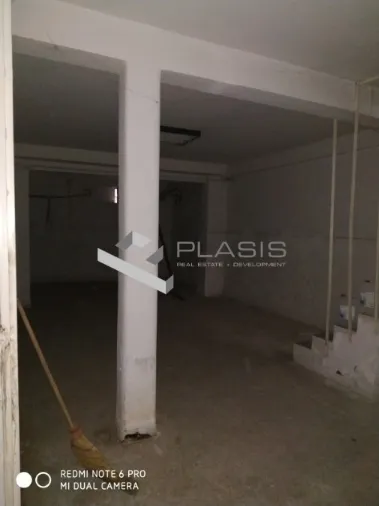 Κατάστημα 215τ.μ.  - 3