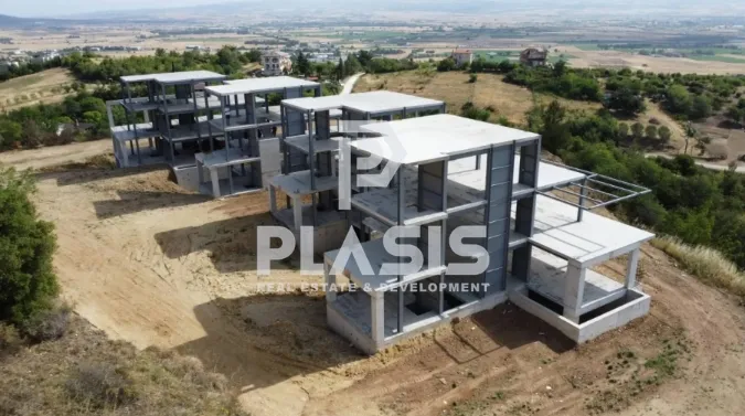 Μονοκατοικία 500τ.μ.  - 3
