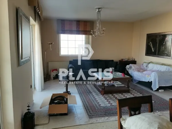 Standalone residential building 260m²  - 4