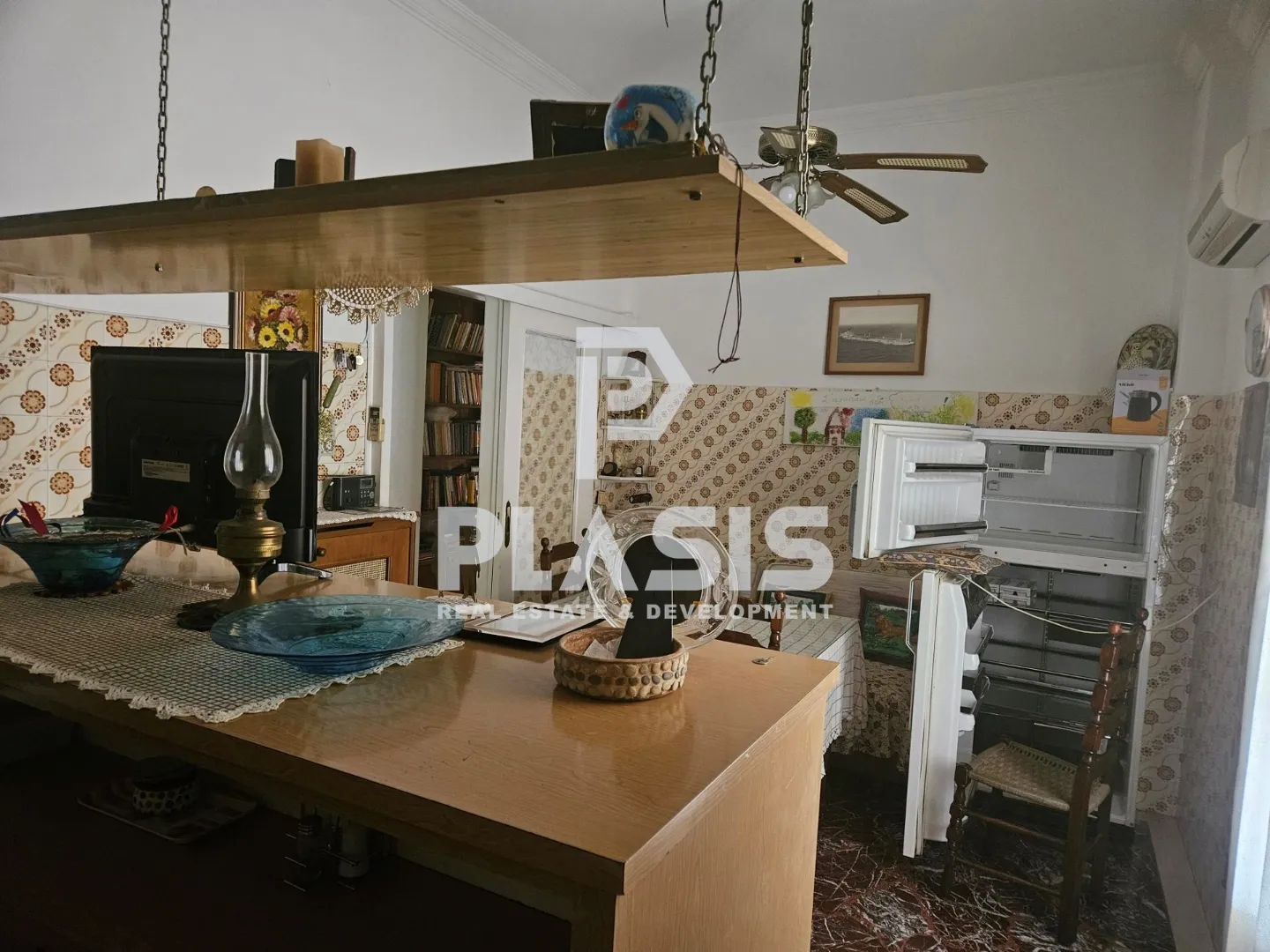 Αυτόνομο κτήριο κατοικιών 250τ.μ.  - 3