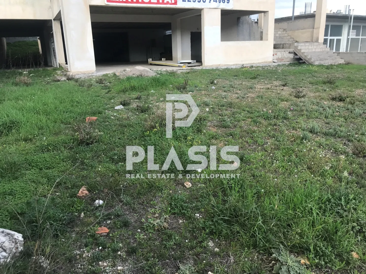 Αυτόνομο κτήριο γραφείων 900τ.μ.  - 2