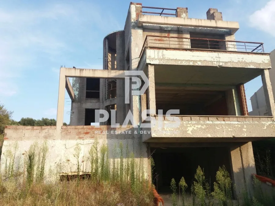 Μεζονέτα 270τ.μ.  - 3