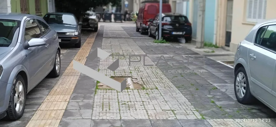 Οικόπεδο 275τ.μ.  - 2