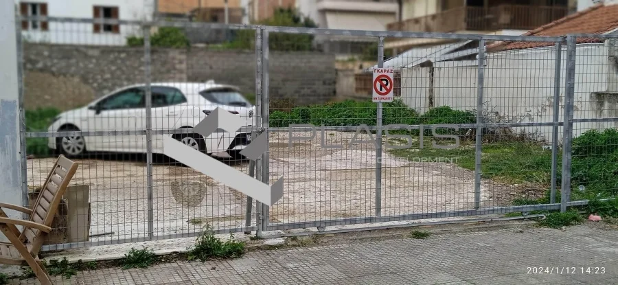 Οικόπεδο 275τ.μ.  - 3