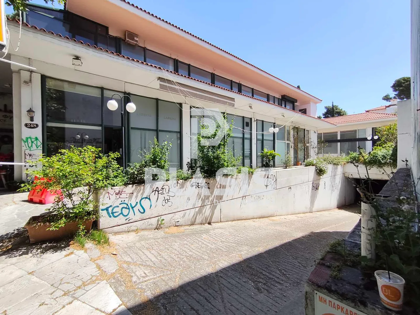 Αυτόνομο κτήριο γραφείων 800τ.μ.  - 2