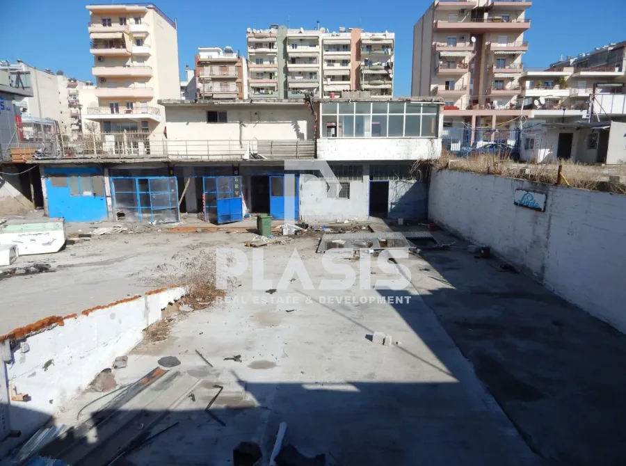 Οικόπεδο 1351τ.μ.  - 3