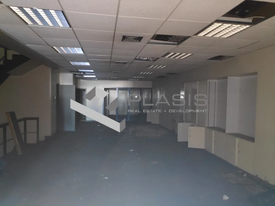 Shop 389m²  - 3