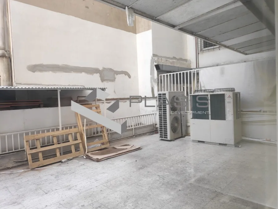 Shop 389m²  - 4