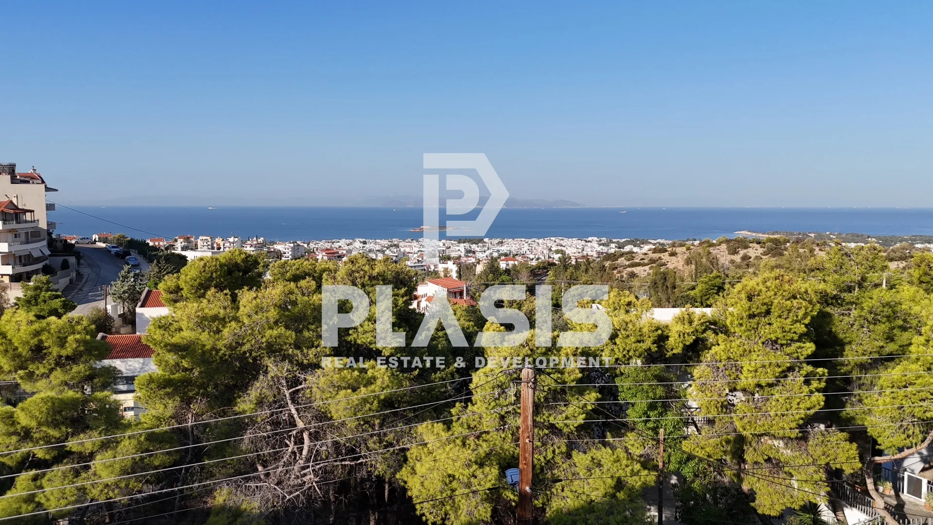 Οικόπεδο 732τ.μ.  - 3