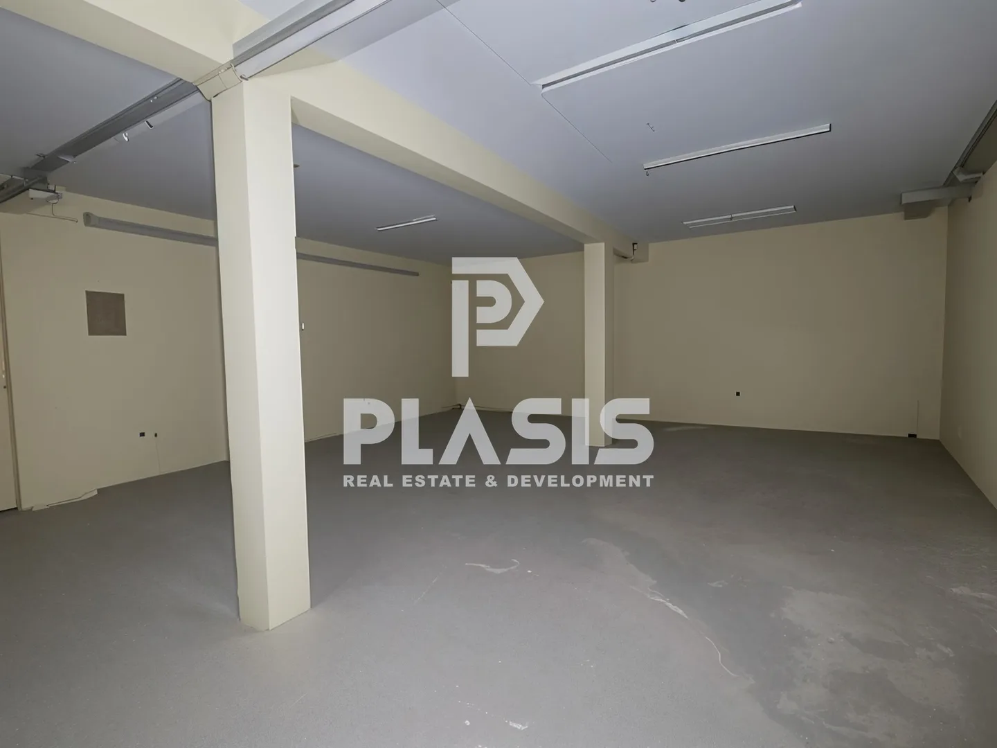 Shop 210m²  - 5
