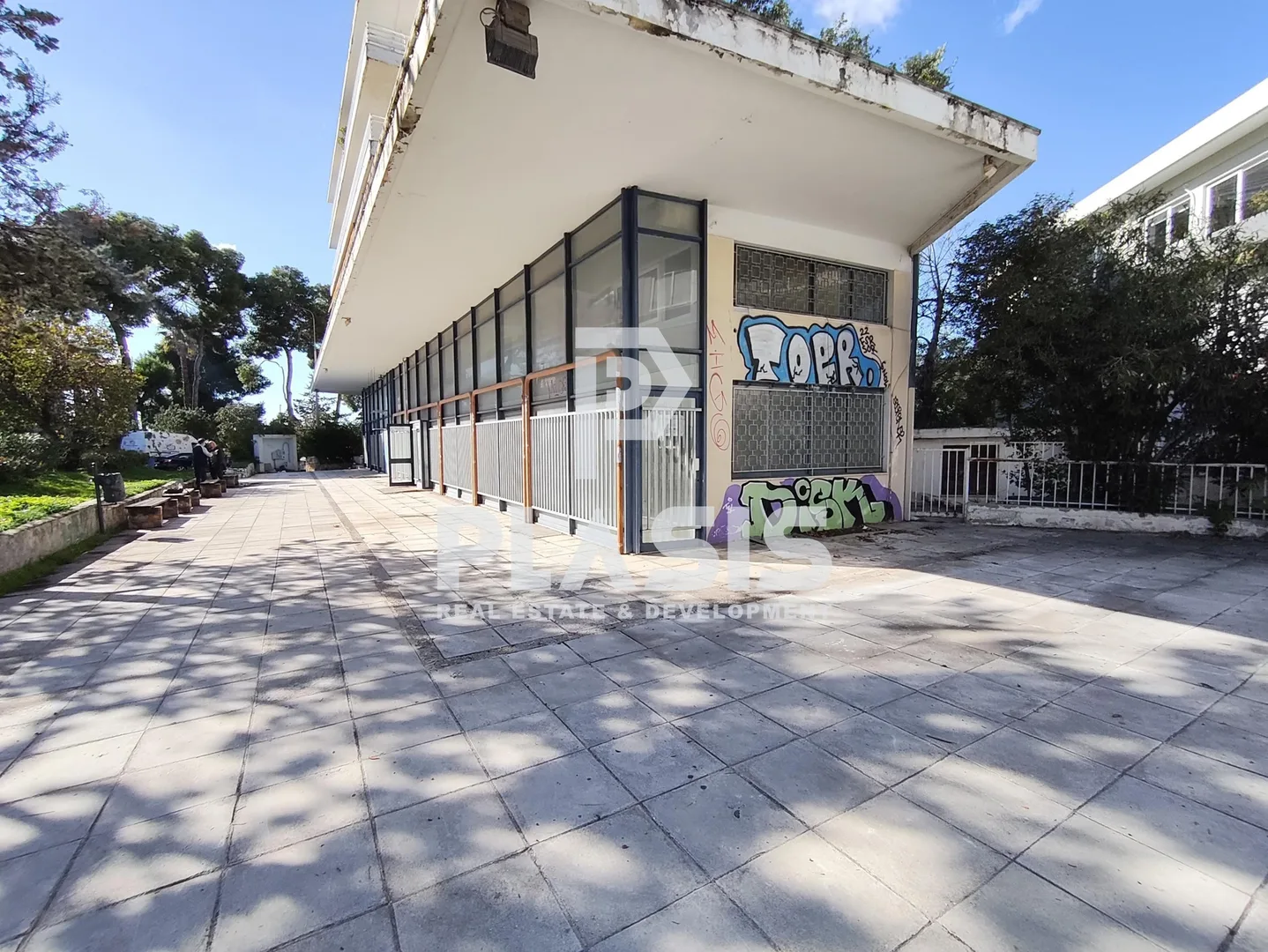 Αυτόνομο κτήριο γραφείων 426τ.μ.  - 2