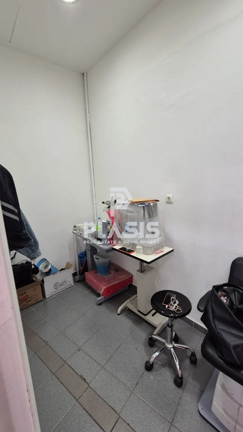Shop 60m²  - 3