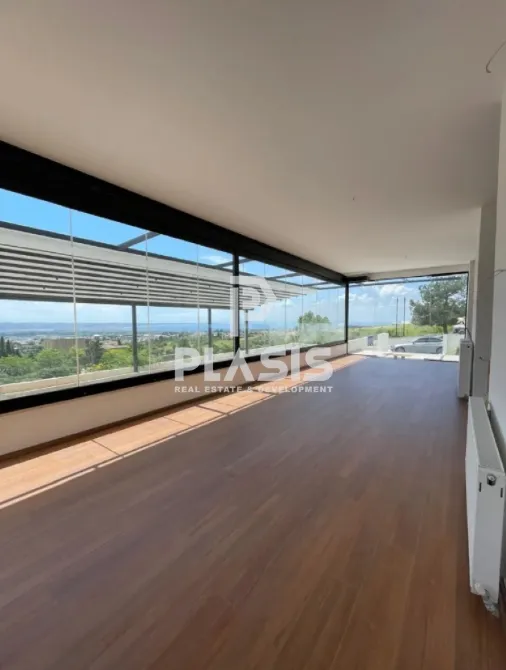 Shop 690m²  - 5