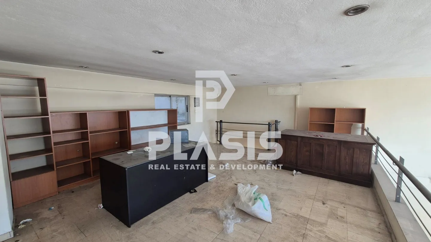 Shop 120m²  - 5