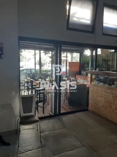Shop 180m²  - 5