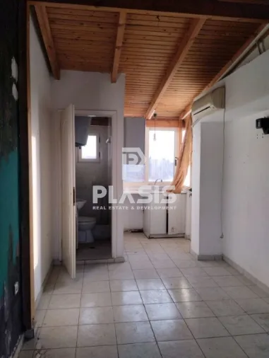 Standalone residential building 300m²  - 3