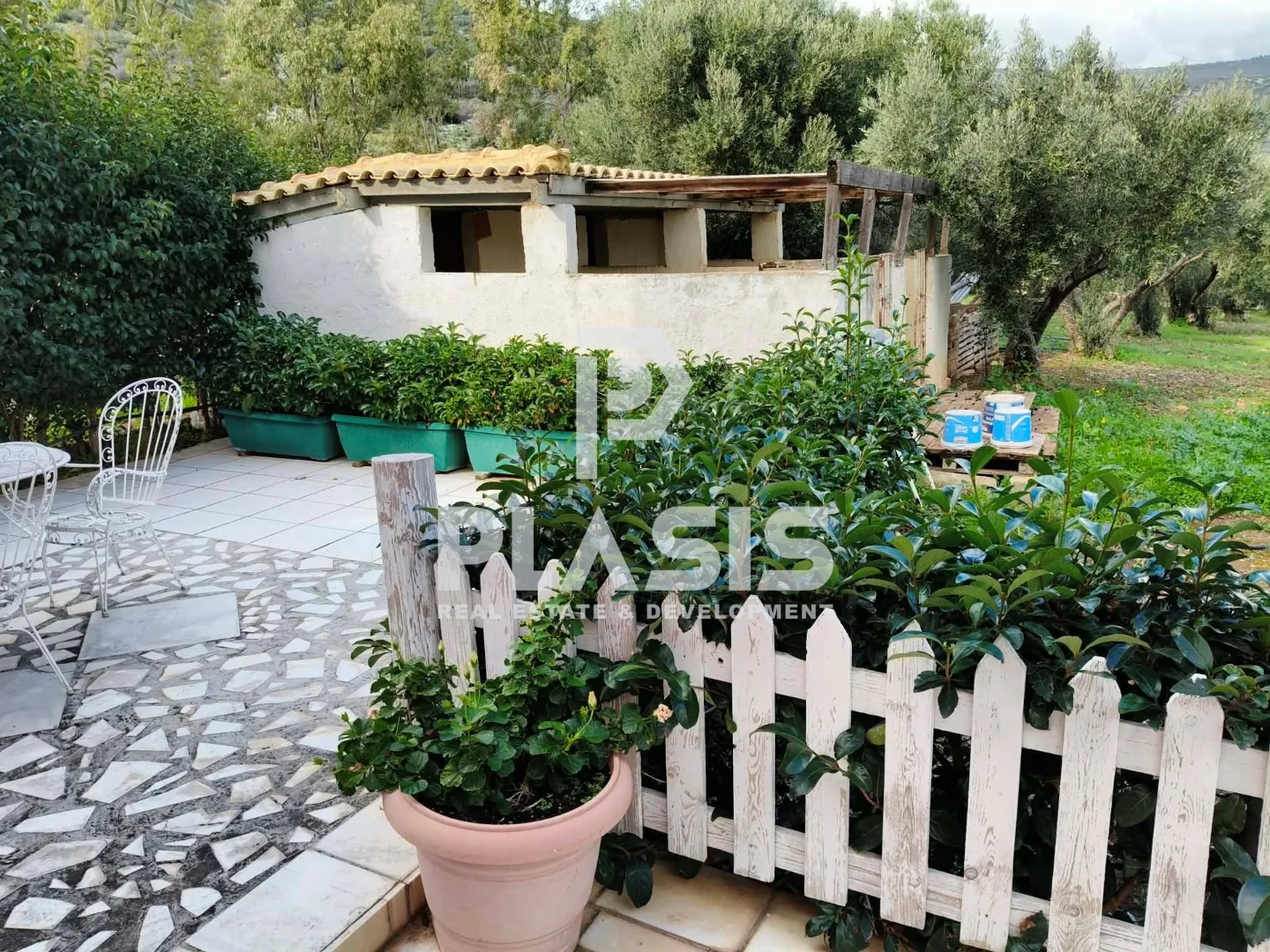 Μονοκατοικία 350τ.μ.  - 2