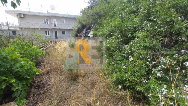 Plot 410m²  - 3