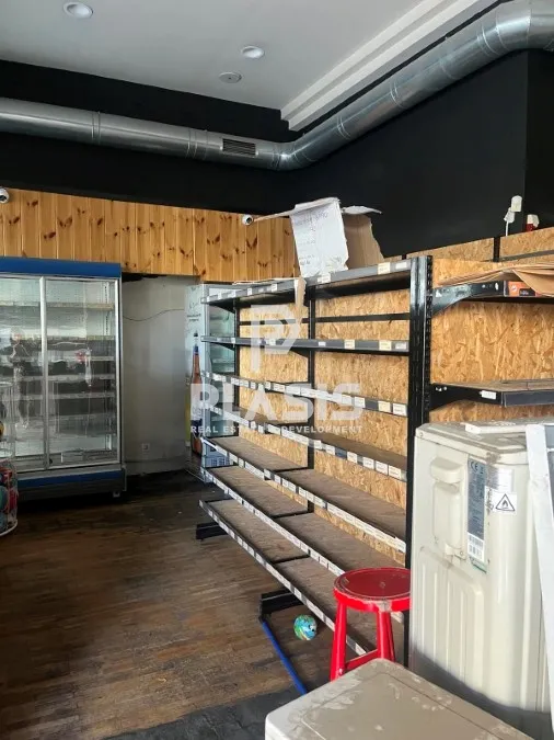 Shop 126m²  - 5