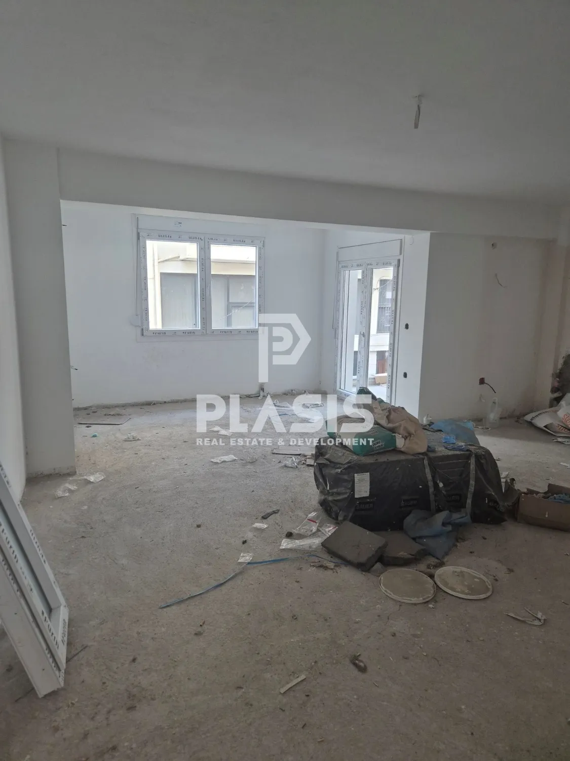 Standalone residential building 550m²  - 4