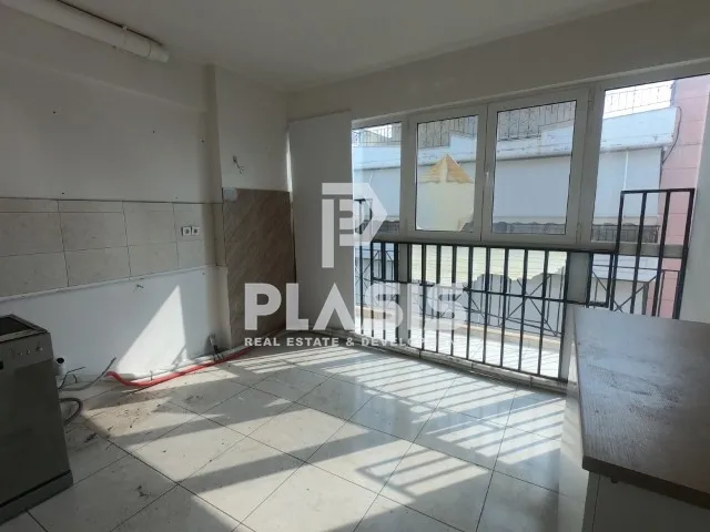 Αυτόνομο κτήριο γραφείων 250τ.μ.  - 5