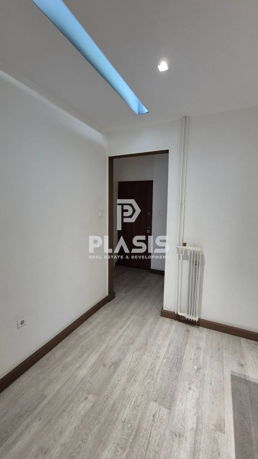 Office 105m²  - 3