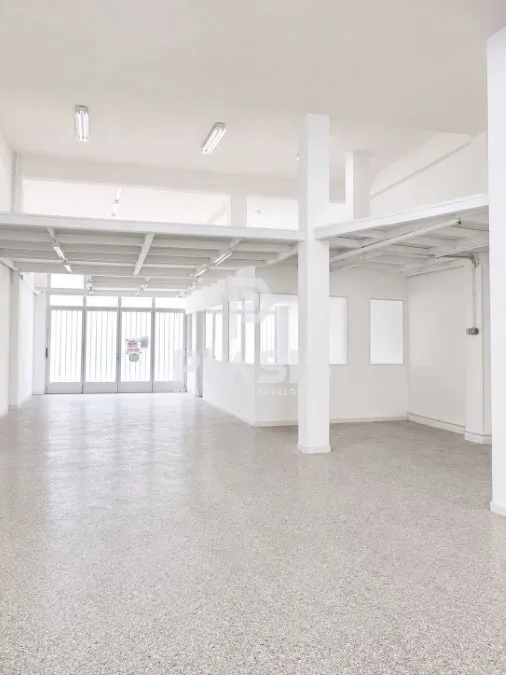 Shop 250m²  - 5