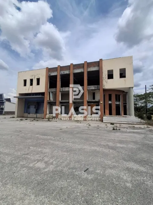 Small Industry / Industrial spaces 4700m²  - 2