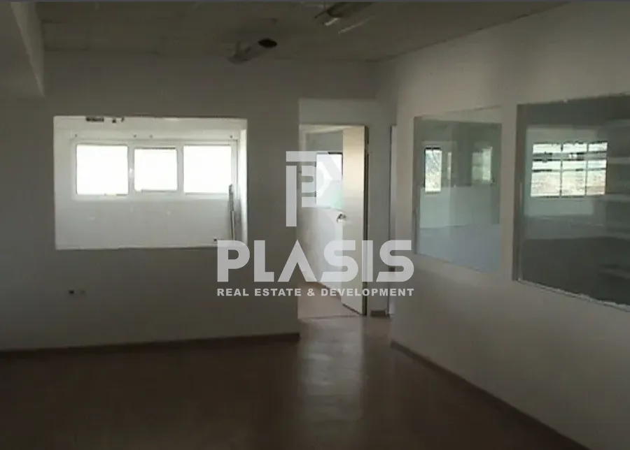 Warehouse 650m²  - 2
