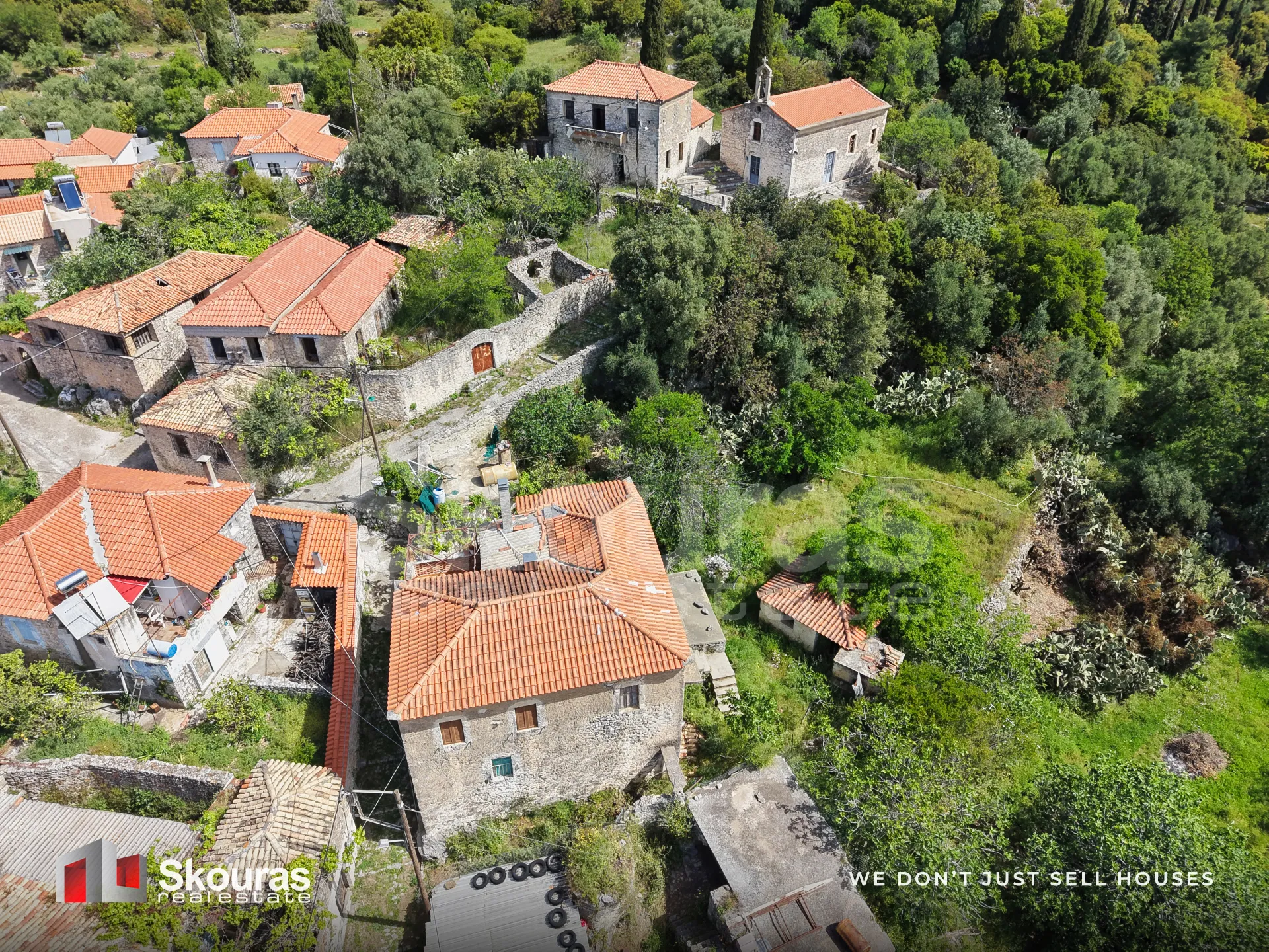 Plot 698m²  - 5